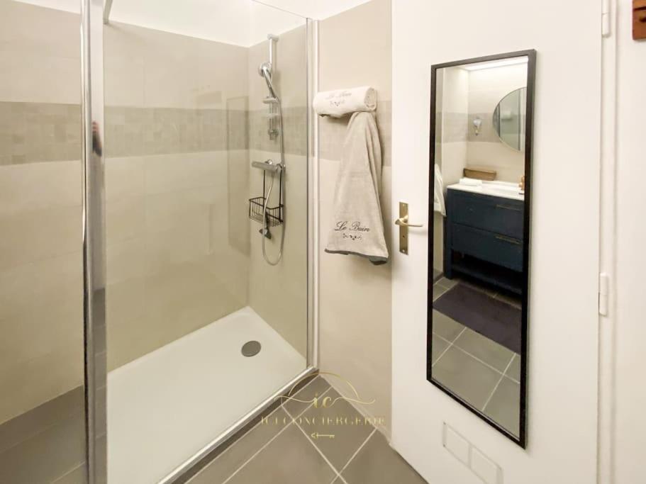 L'Archimede - Parking Prive Apartman Versailles Kültér fotó