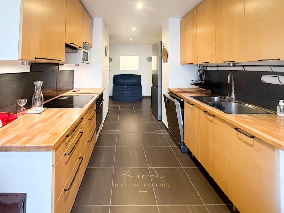 L'Archimede - Parking Prive Apartman Versailles Kültér fotó